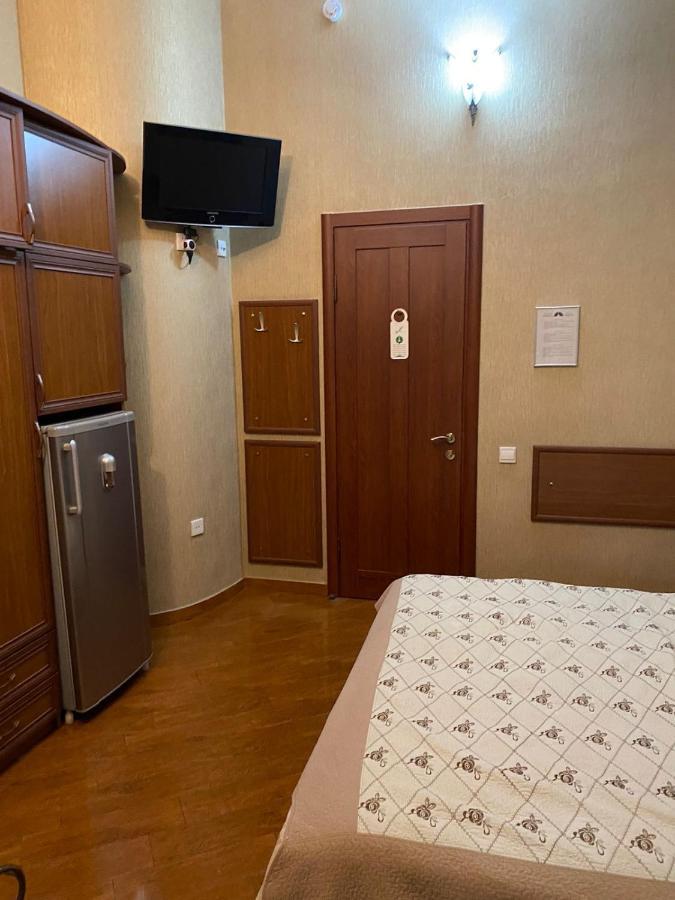 Hotel Pavo 第比利斯 外观 照片