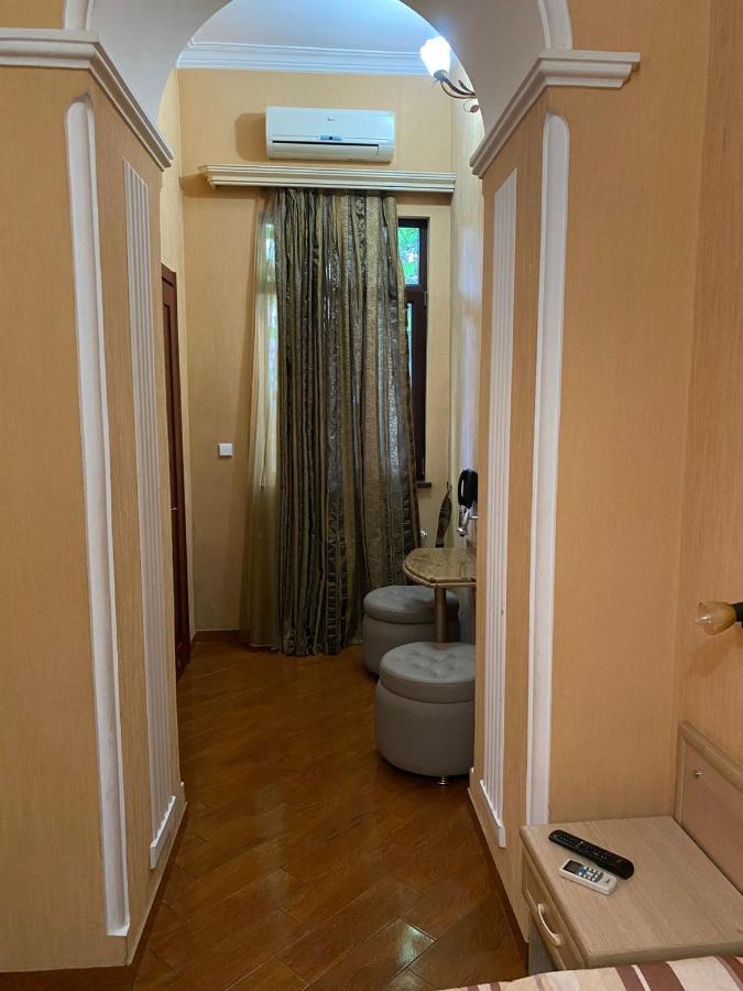 Hotel Pavo 第比利斯 外观 照片